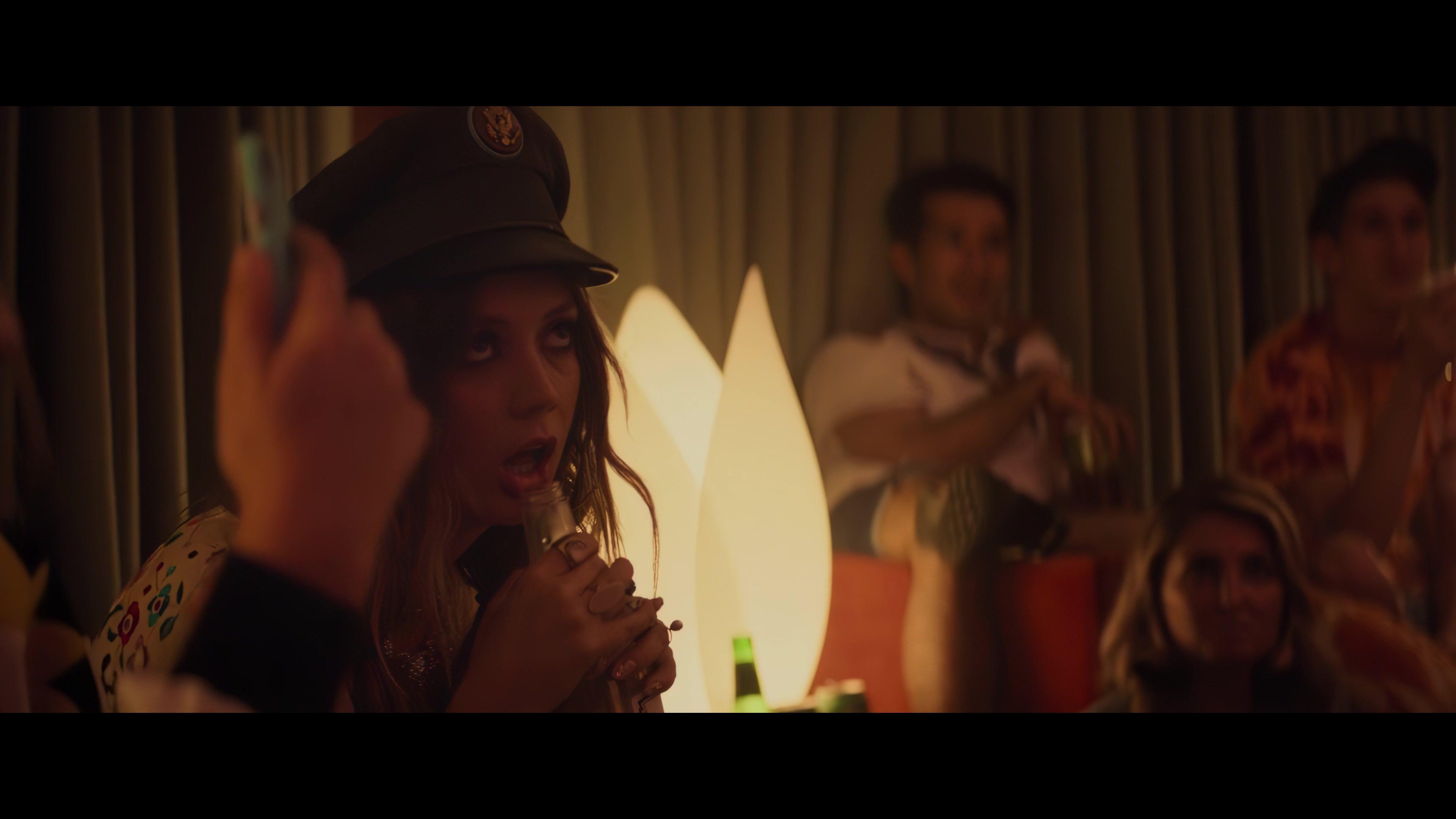 Booksmart_BillieScenes_IHBL_1069.jpg Booksmart_BillieScenes_IHBL_1069.jpg