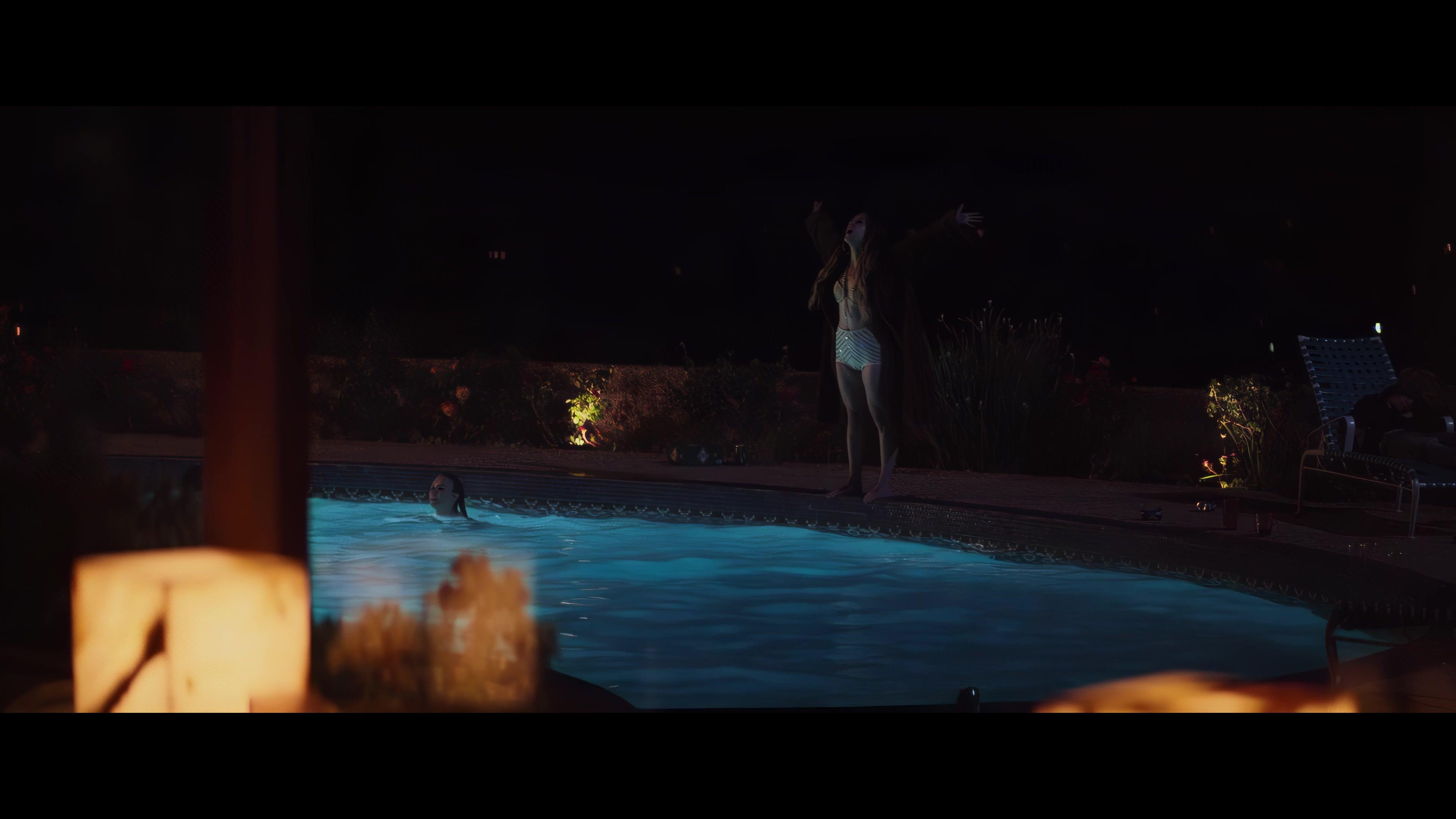 Booksmart_BillieScenes_IHBL_1179.jpg