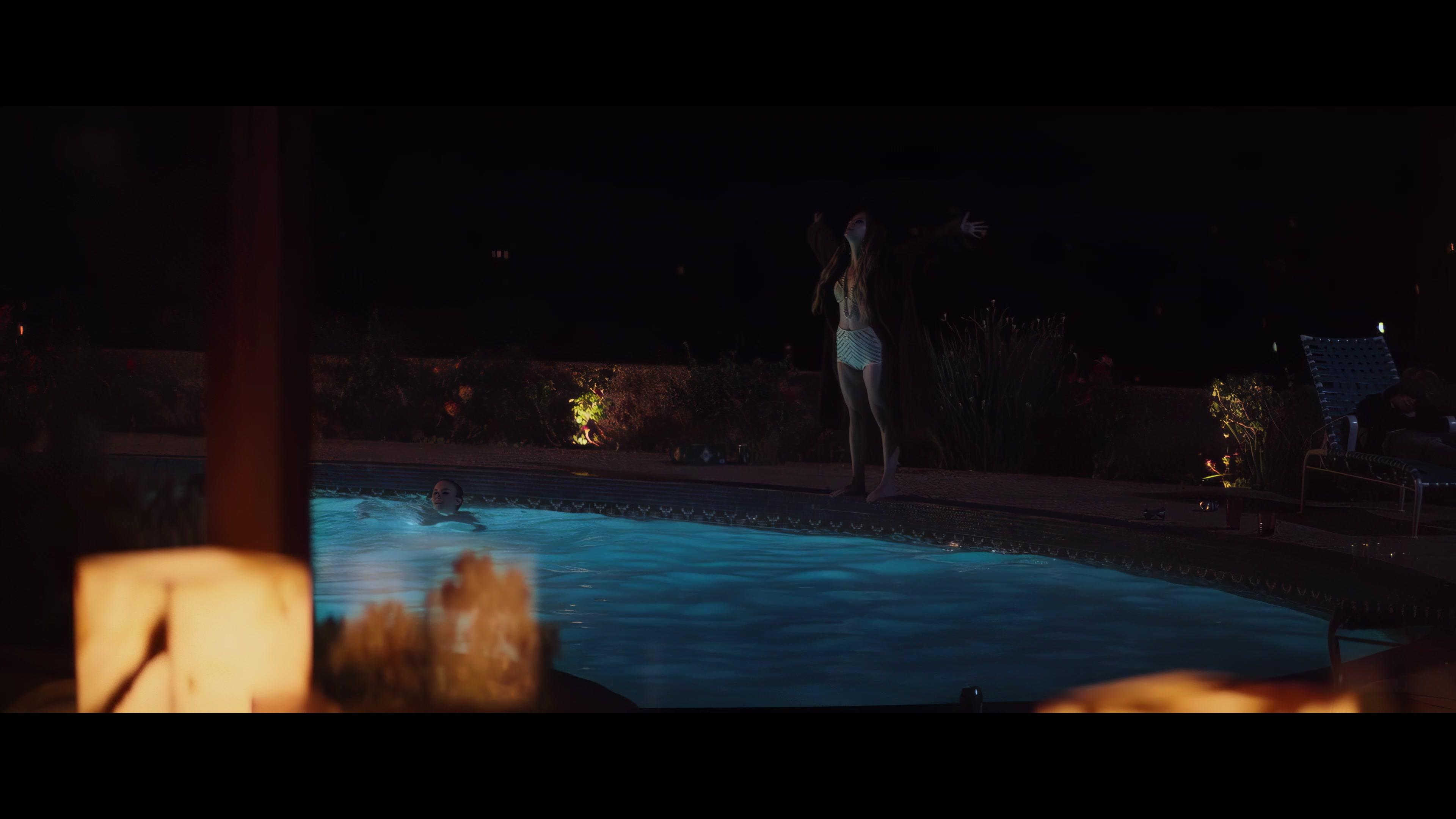 Booksmart_BillieScenes_IHBL_1180.jpg Booksmart_BillieScenes_IHBL_1180.jpg
