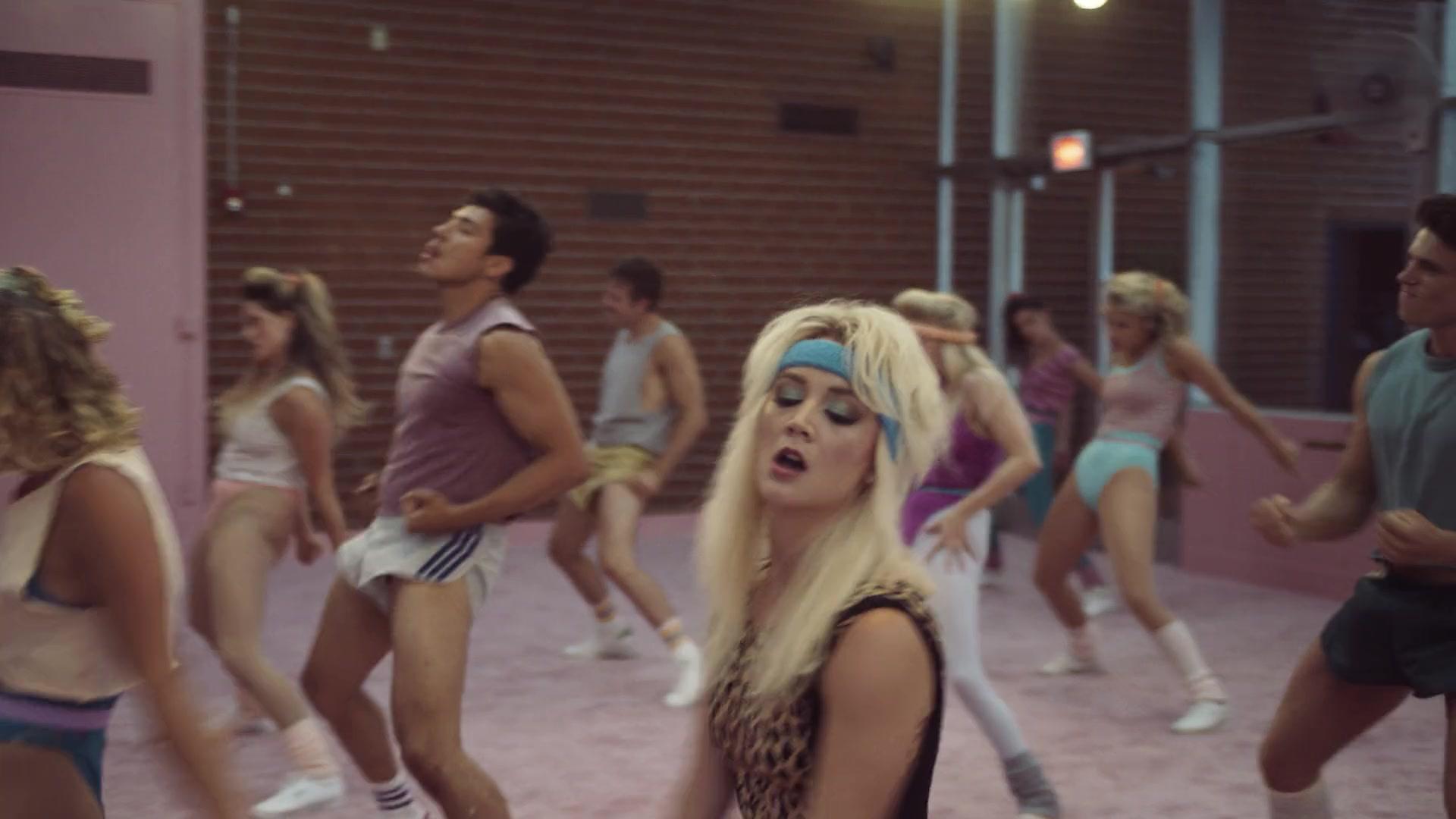 American_Horror_Story_S09E01_Camp_Redwood_1080p_0677.jpg American_Horror_Story_S09E01_Camp_Redwood_1080p_0677.jpg