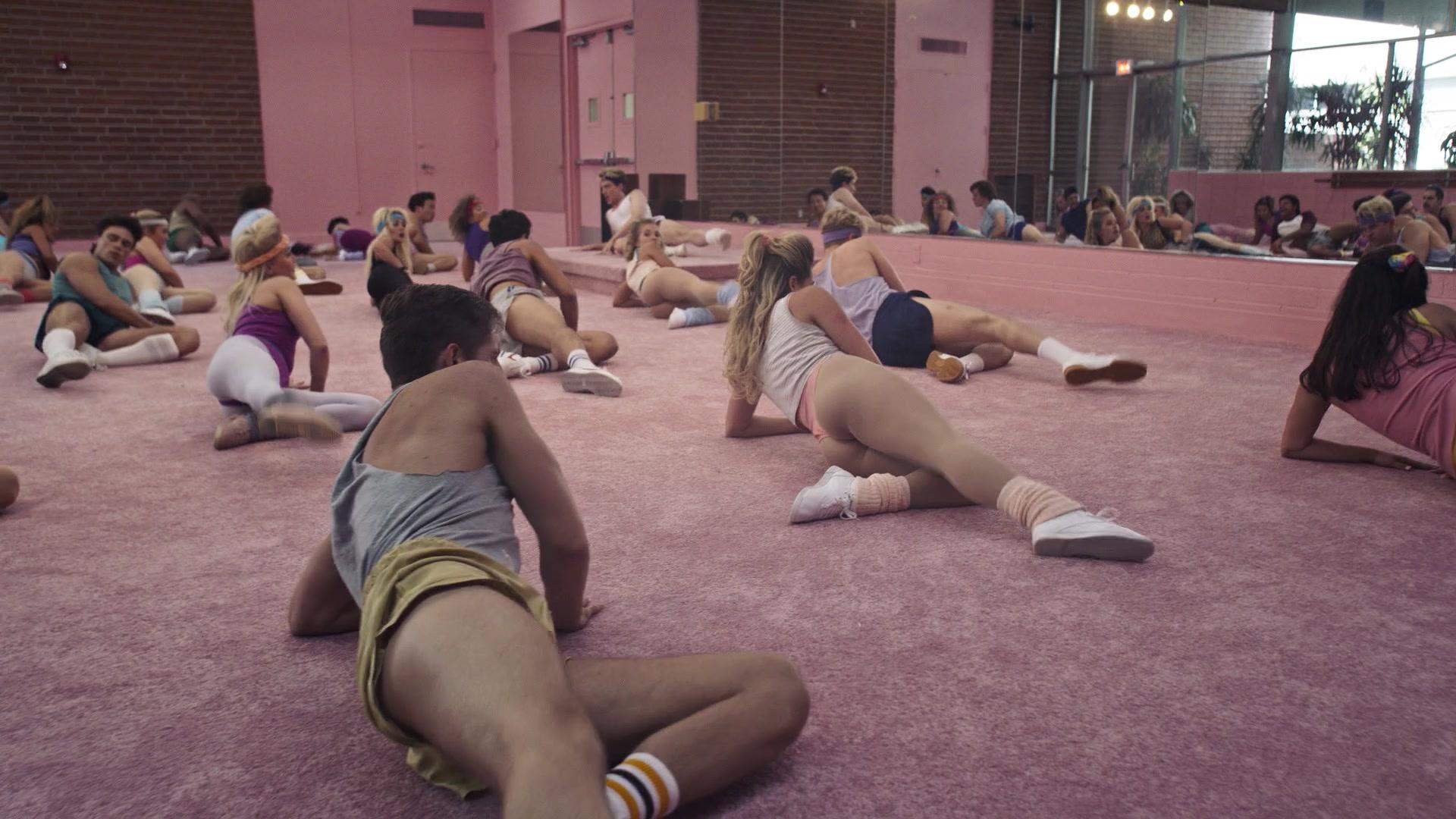 American_Horror_Story_S09E01_Camp_Redwood_1080p_0799.jpg