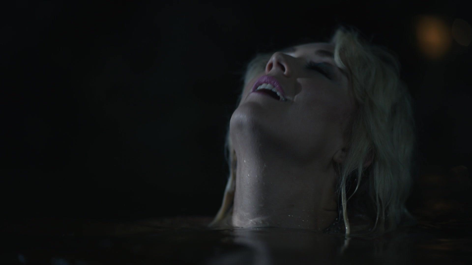 American_Horror_Story_S09E01_Camp_Redwood_1080p_4662.jpg
