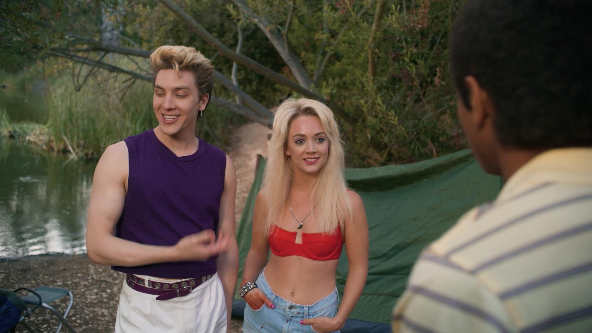 American_Horror_Story_S09E06_Episode_100_1080p_2448.jpg