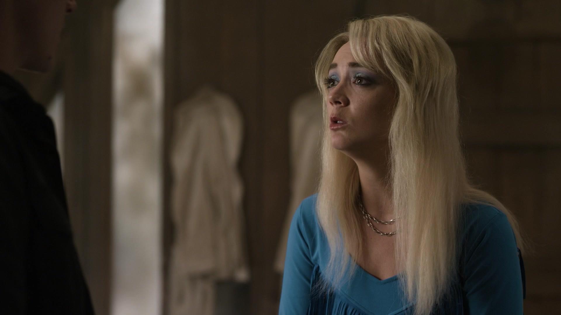 American_Horror_Story_S09E09_1080p__0972.jpg American_Horror_Story_S09E09_1080p__0972.jpg