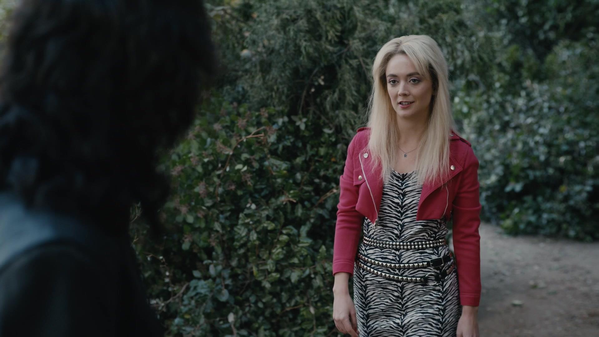 American_Horror_Story_S09E09_1080p__2366.jpg American_Horror_Story_S09E09_1080p__2366.jpg