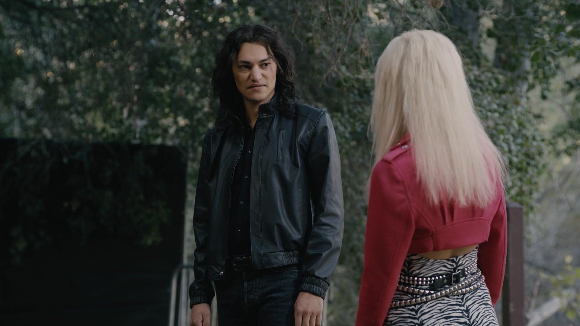 American_Horror_Story_S09E09_1080p__2375.jpg American_Horror_Story_S09E09_1080p__2375.jpg