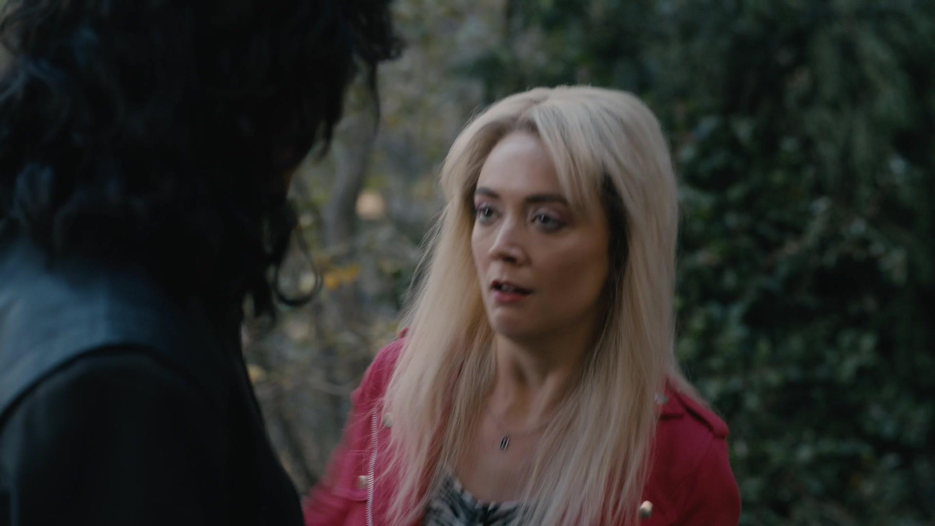 American_Horror_Story_S09E09_1080p__2391.jpg American_Horror_Story_S09E09_1080p__2391.jpg
