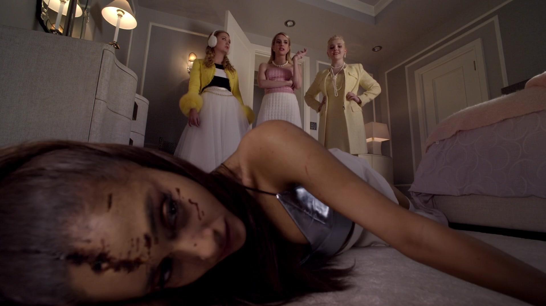 Scream_Queens_2015_S01E01E02_Pilot-Hell_Week_07238.jpg Scream_Queens_2015_S01E01E02_Pilot-Hell_Week_07238.jpg