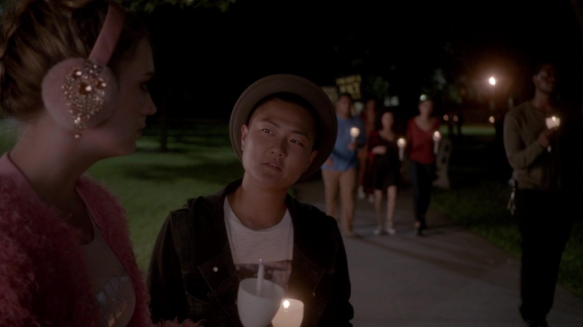 Scream_Queens_2015_S01E03_Chainsaw_1177.jpg