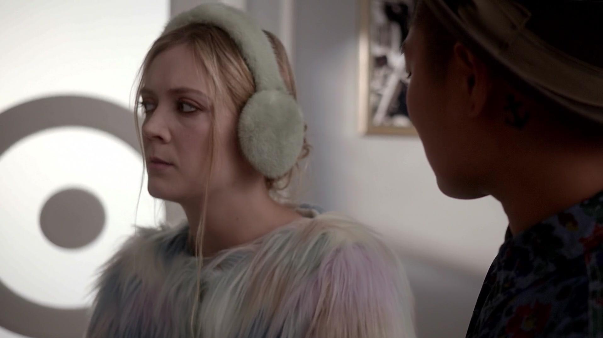Scream_Queens_2015_S01E03_Chainsaw_3477.jpg Scream_Queens_2015_S01E03_Chainsaw_3477.jpg