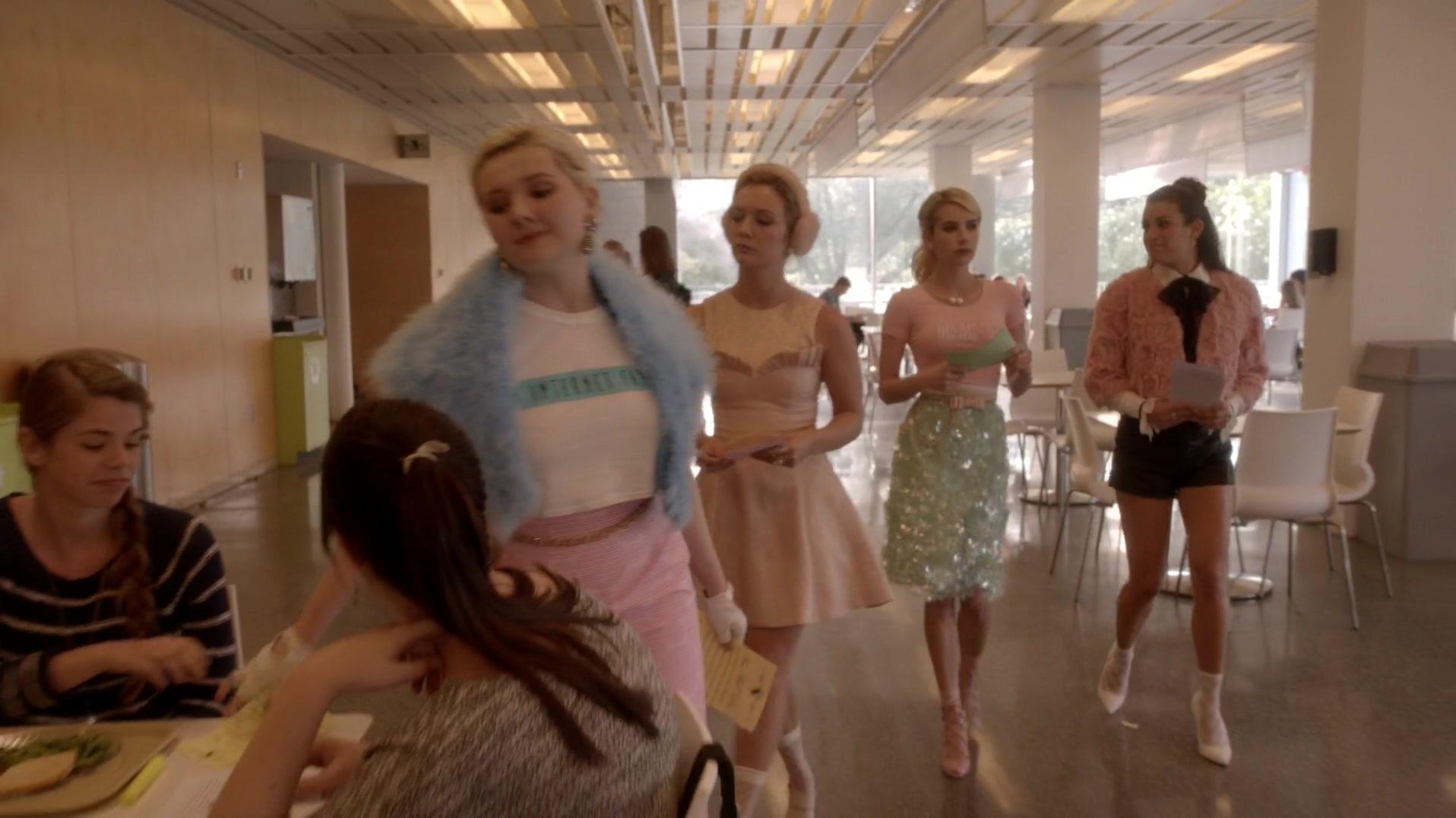 Scream_Queens_2015_S01E04_Haunted_House_4527.jpg Scream_Queens_2015_S01E04_Haunted_House_4527.jpg