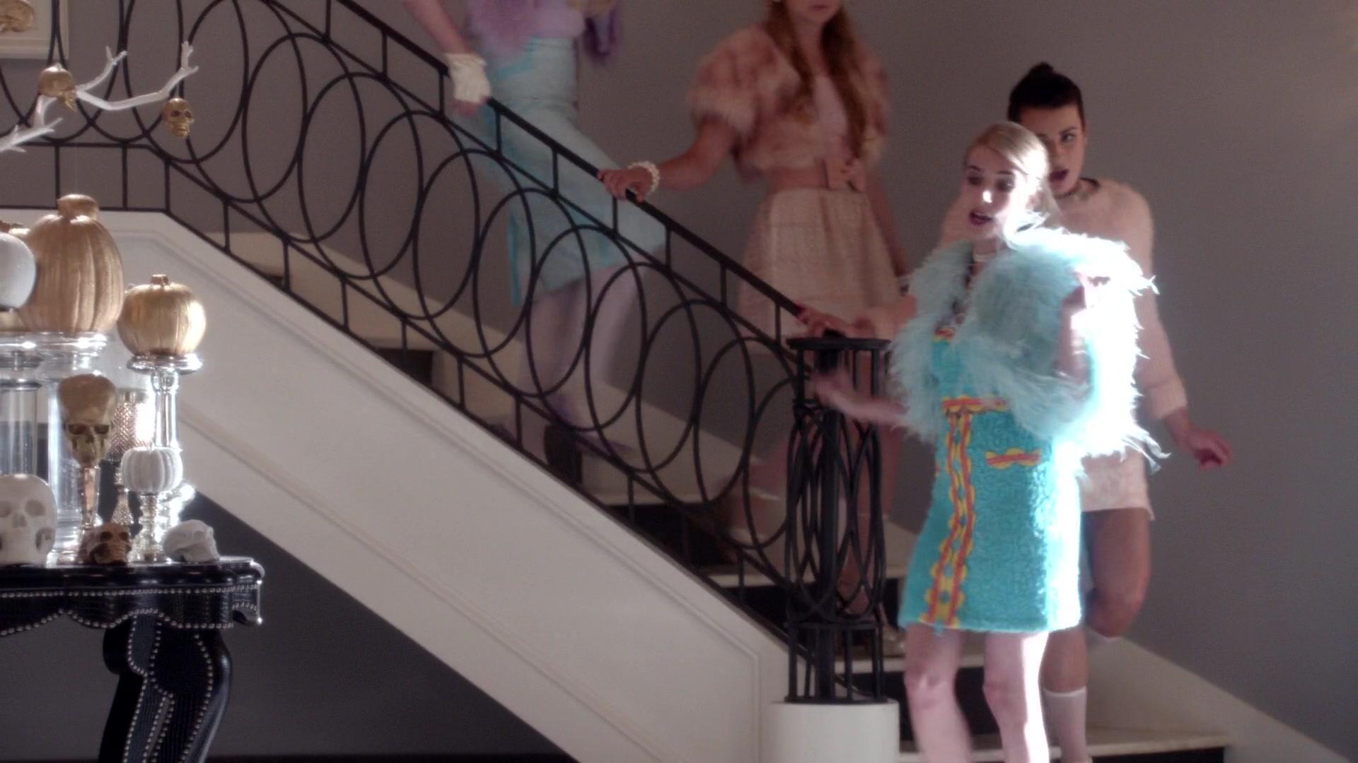 Scream_Queens_2015_S01E05_Pumpkin_Patch_1080p_0098.jpg Scream_Queens_2015_S01E05_Pumpkin_Patch_1080p_0098.jpg