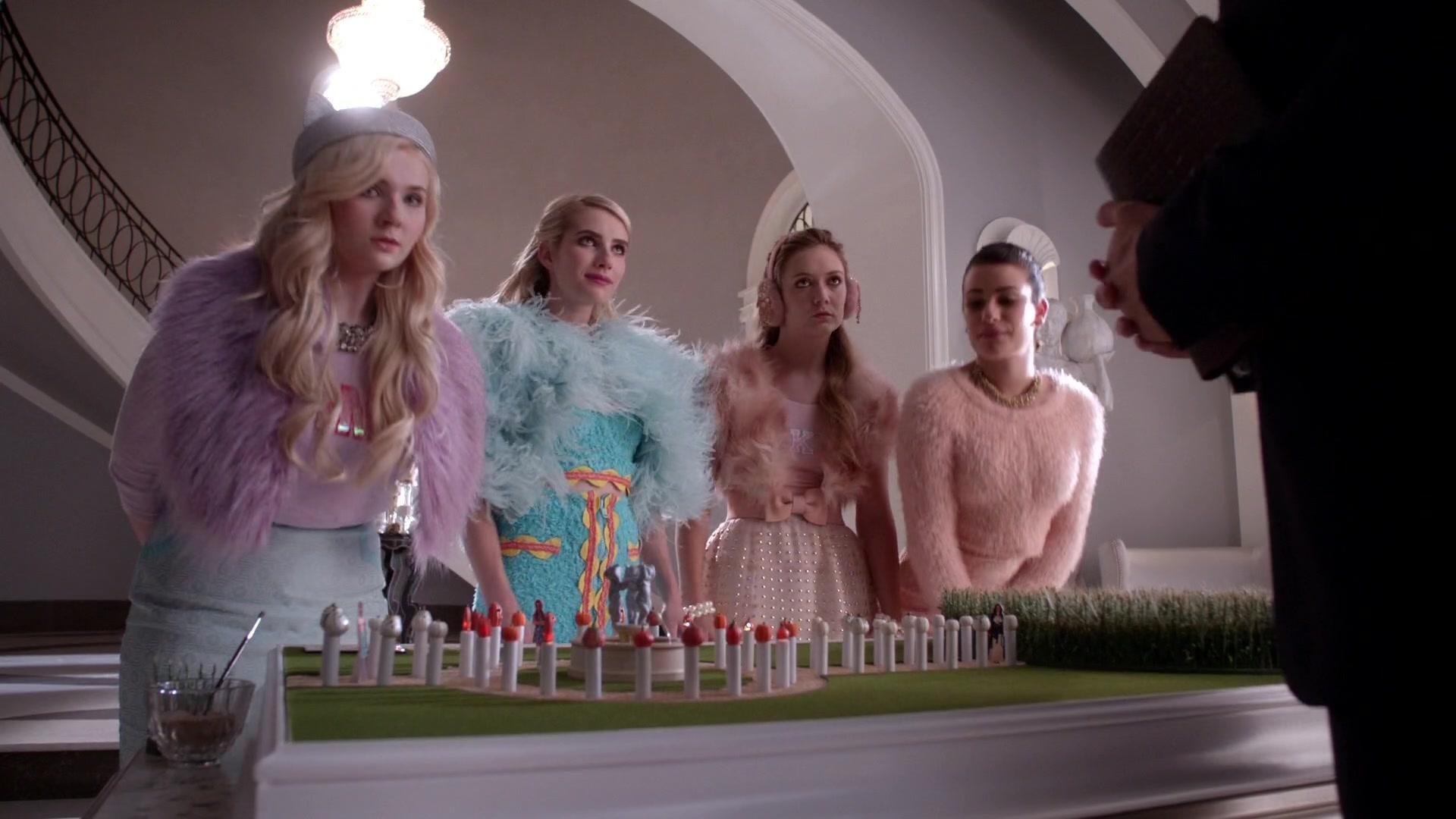 Scream_Queens_2015_S01E05_Pumpkin_Patch_1080p_0142.jpg Scream_Queens_2015_S01E05_Pumpkin_Patch_1080p_0142.jpg