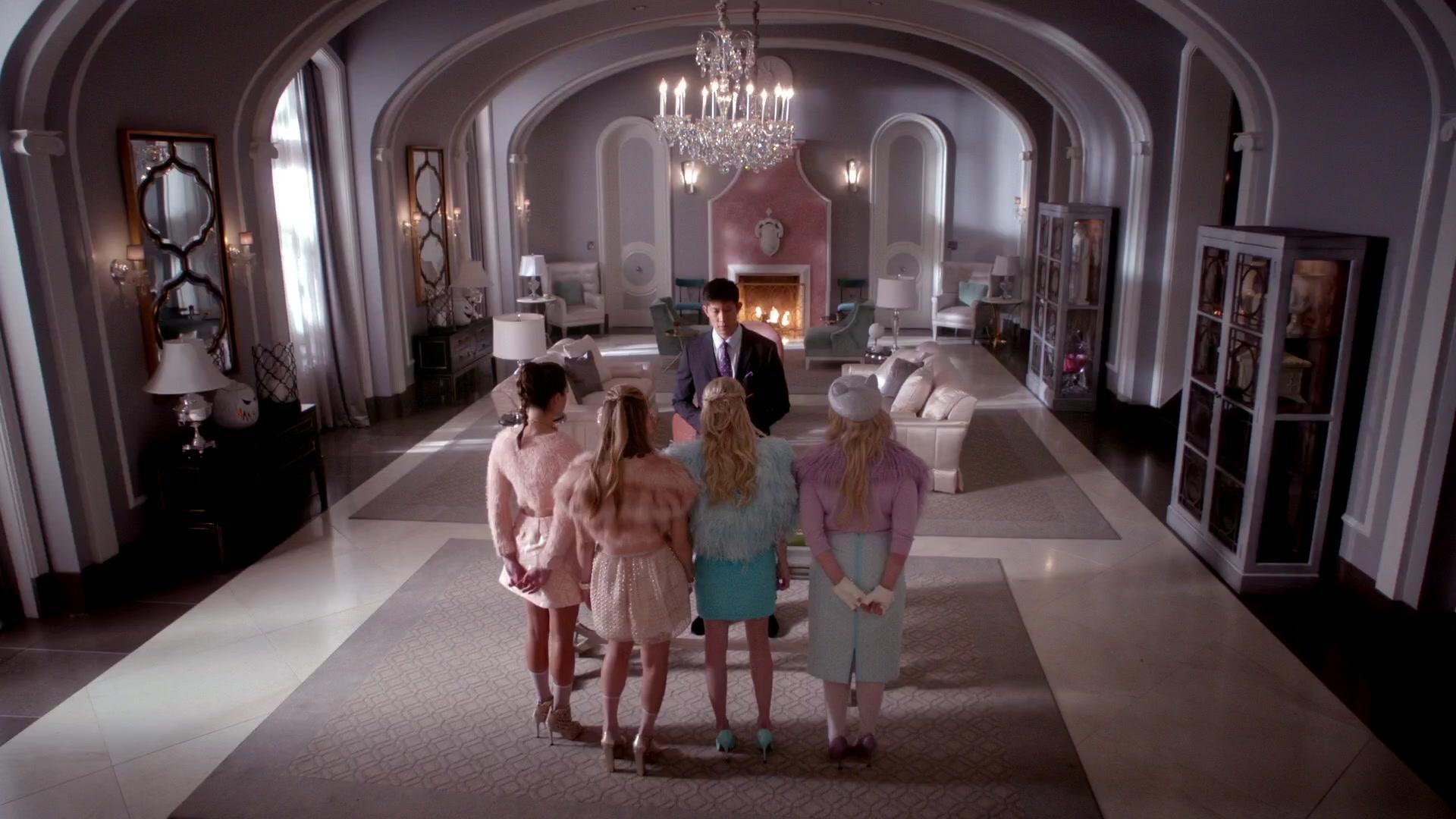 Scream_Queens_2015_S01E05_Pumpkin_Patch_1080p_0203.jpg Scream_Queens_2015_S01E05_Pumpkin_Patch_1080p_0203.jpg