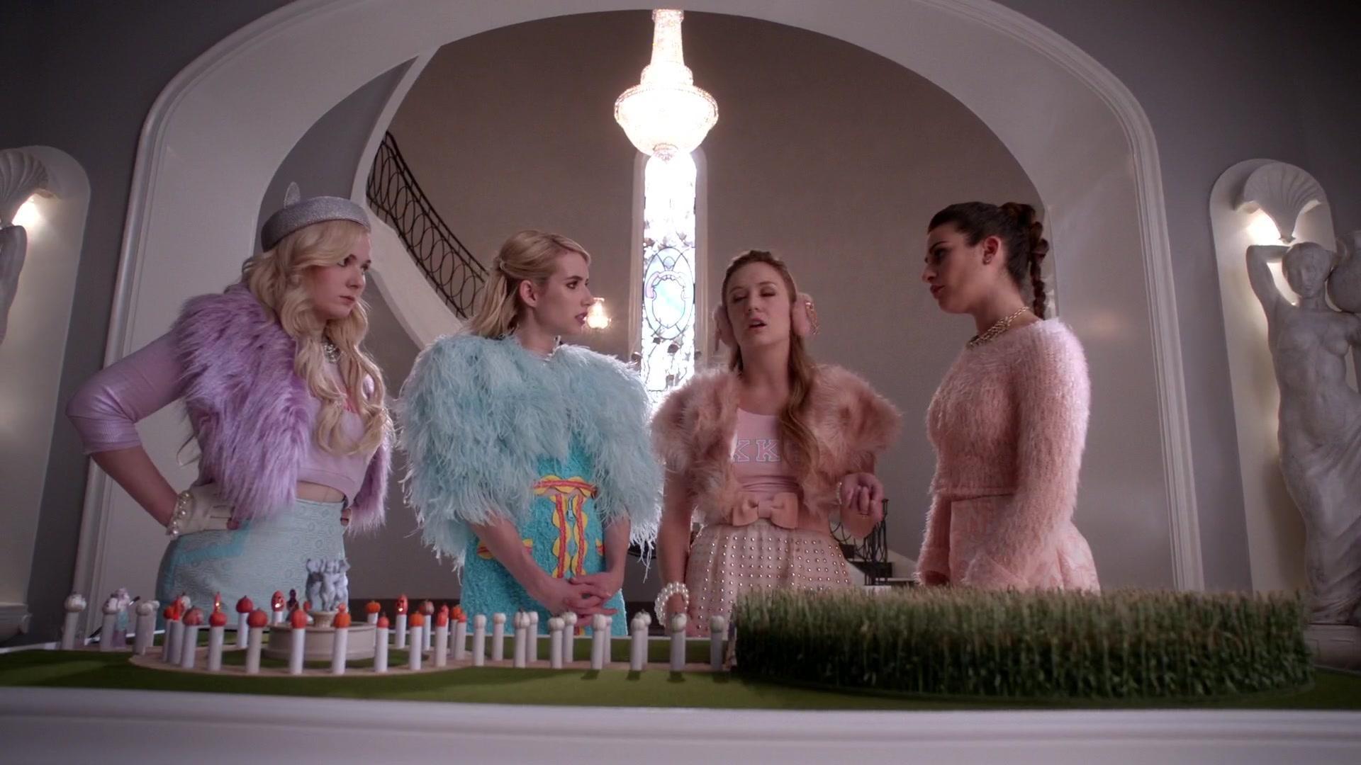 Scream_Queens_2015_S01E05_Pumpkin_Patch_1080p_0259.jpg Scream_Queens_2015_S01E05_Pumpkin_Patch_1080p_0259.jpg