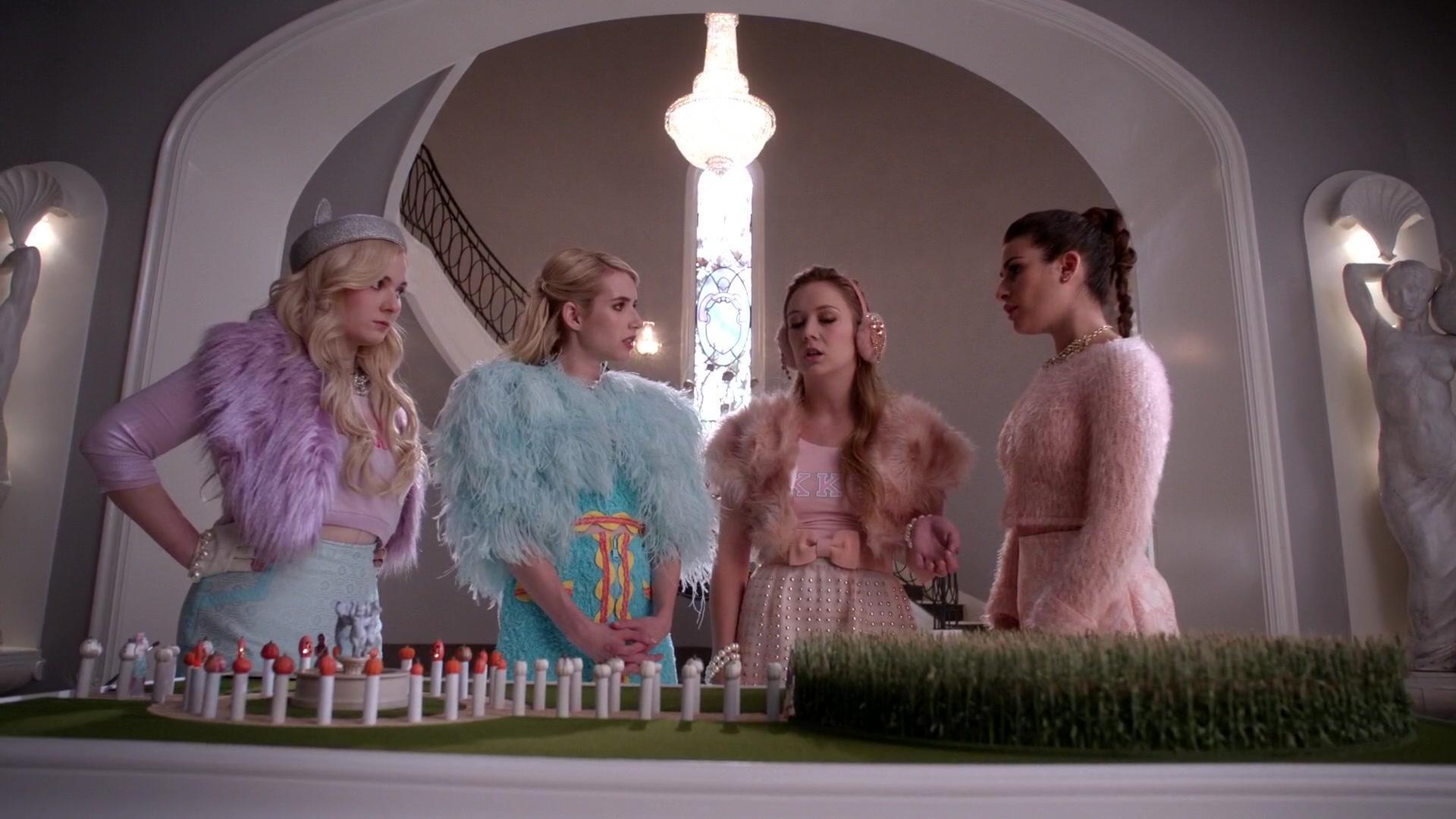 Scream_Queens_2015_S01E05_Pumpkin_Patch_1080p_0263.jpg Scream_Queens_2015_S01E05_Pumpkin_Patch_1080p_0263.jpg