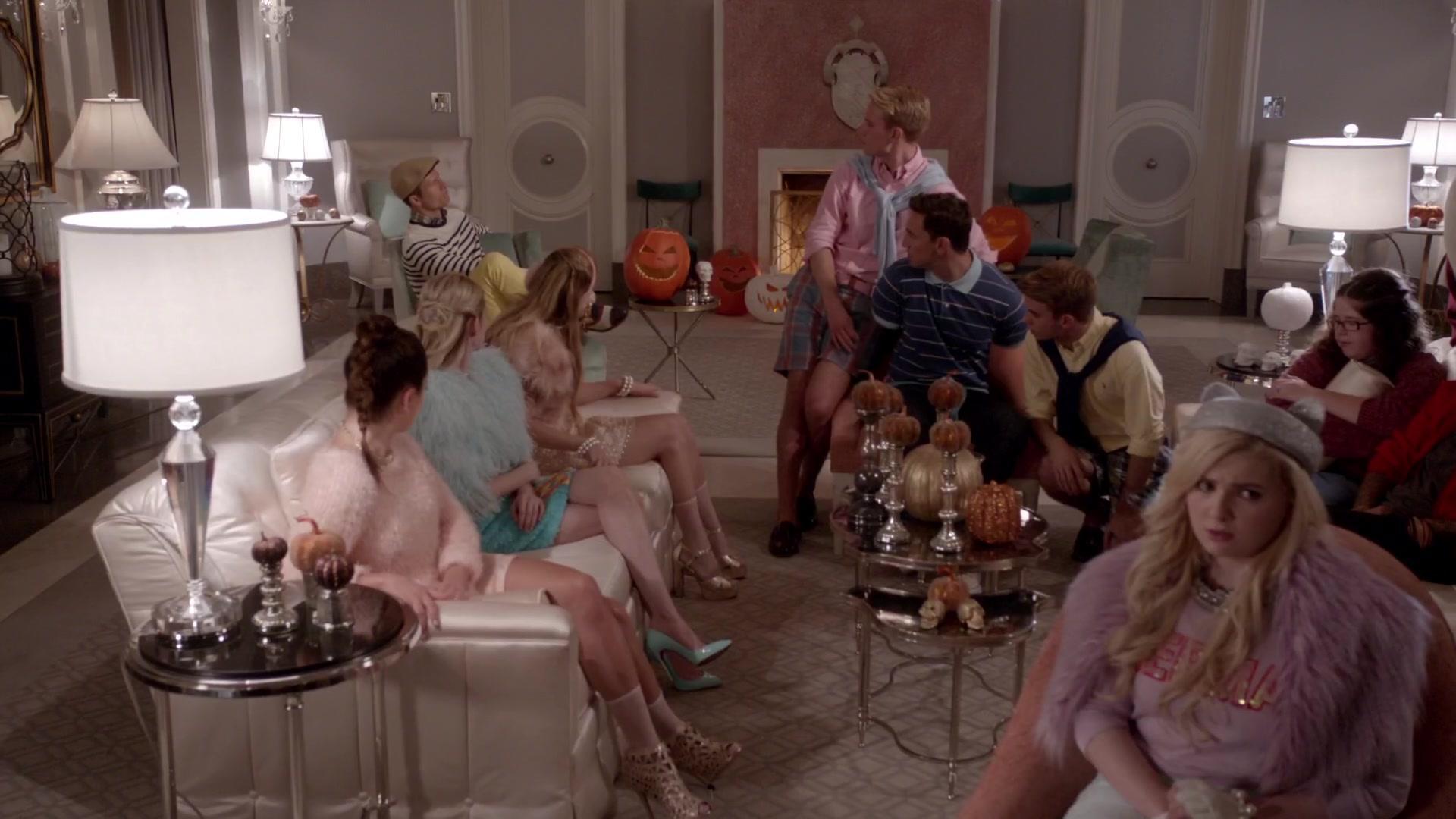 Scream_Queens_2015_S01E05_Pumpkin_Patch_1080p_0995.jpg Scream_Queens_2015_S01E05_Pumpkin_Patch_1080p_0995.jpg