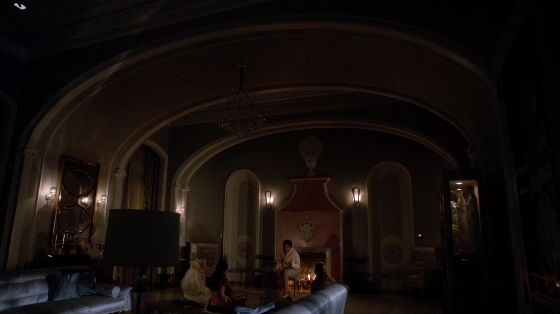 Scream_Queens_2015_S01E09_Ghost_Stories_1080p_1228.jpg Scream_Queens_2015_S01E09_Ghost_Stories_1080p_1228.jpg