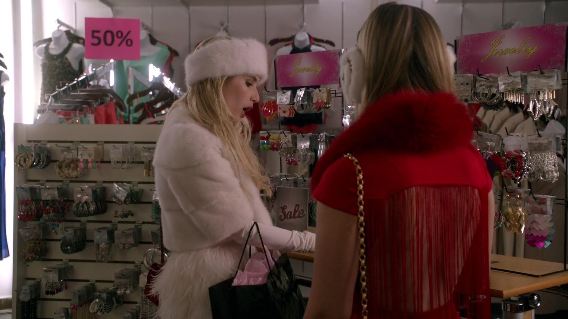 Scream_Queens_2015_S01E11_Black_Friday_1080p__0909.jpg