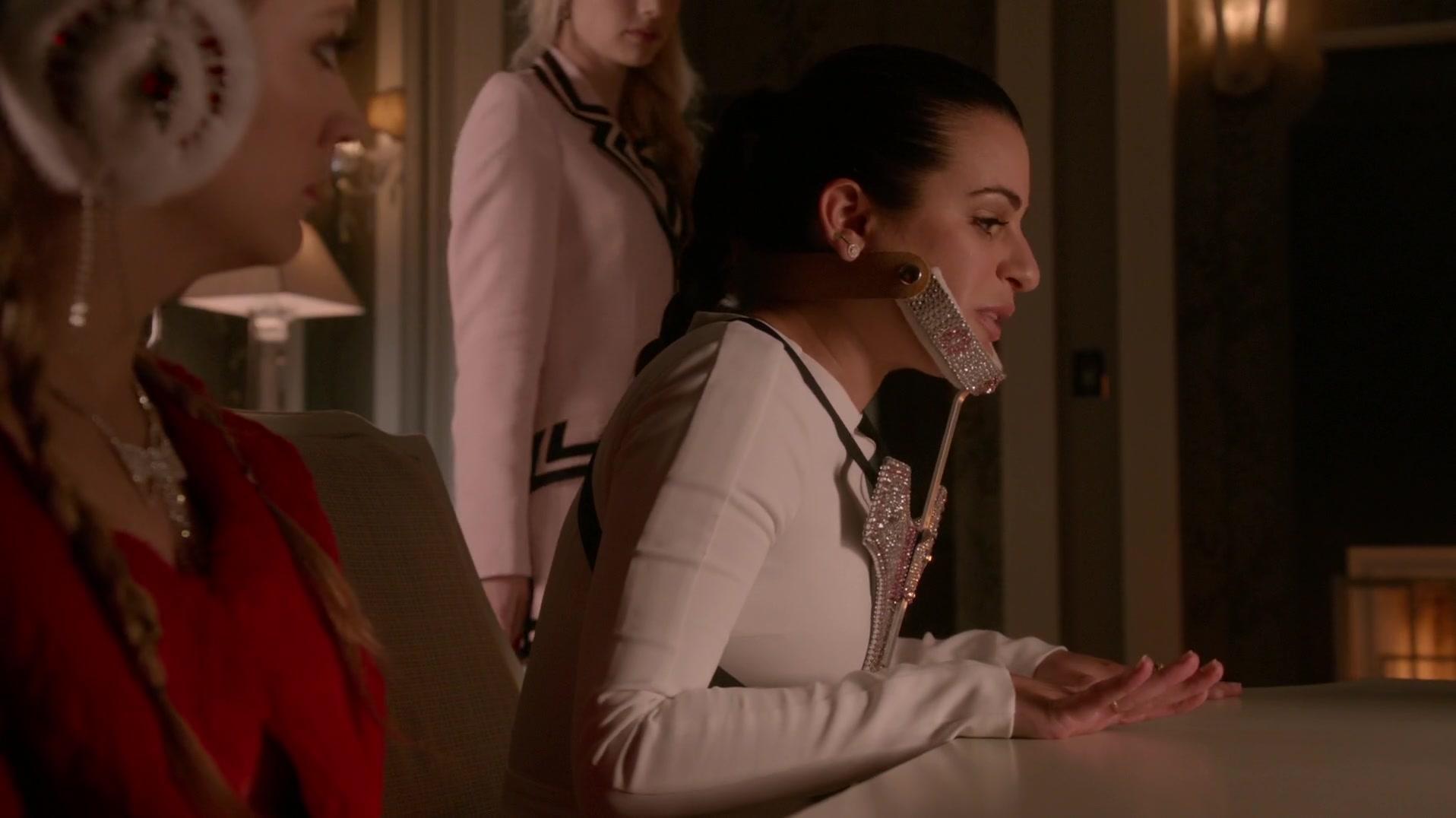 Scream_Queens_2015_S01E11_Black_Friday_1080p__5160.jpg