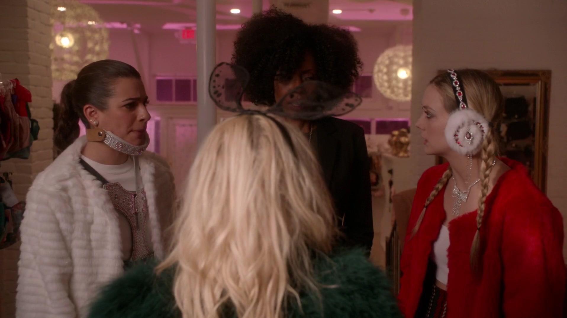 Scream_Queens_2015_S01E11_Black_Friday_1080p__5513.jpg Scream_Queens_2015_S01E11_Black_Friday_1080p__5513.jpg