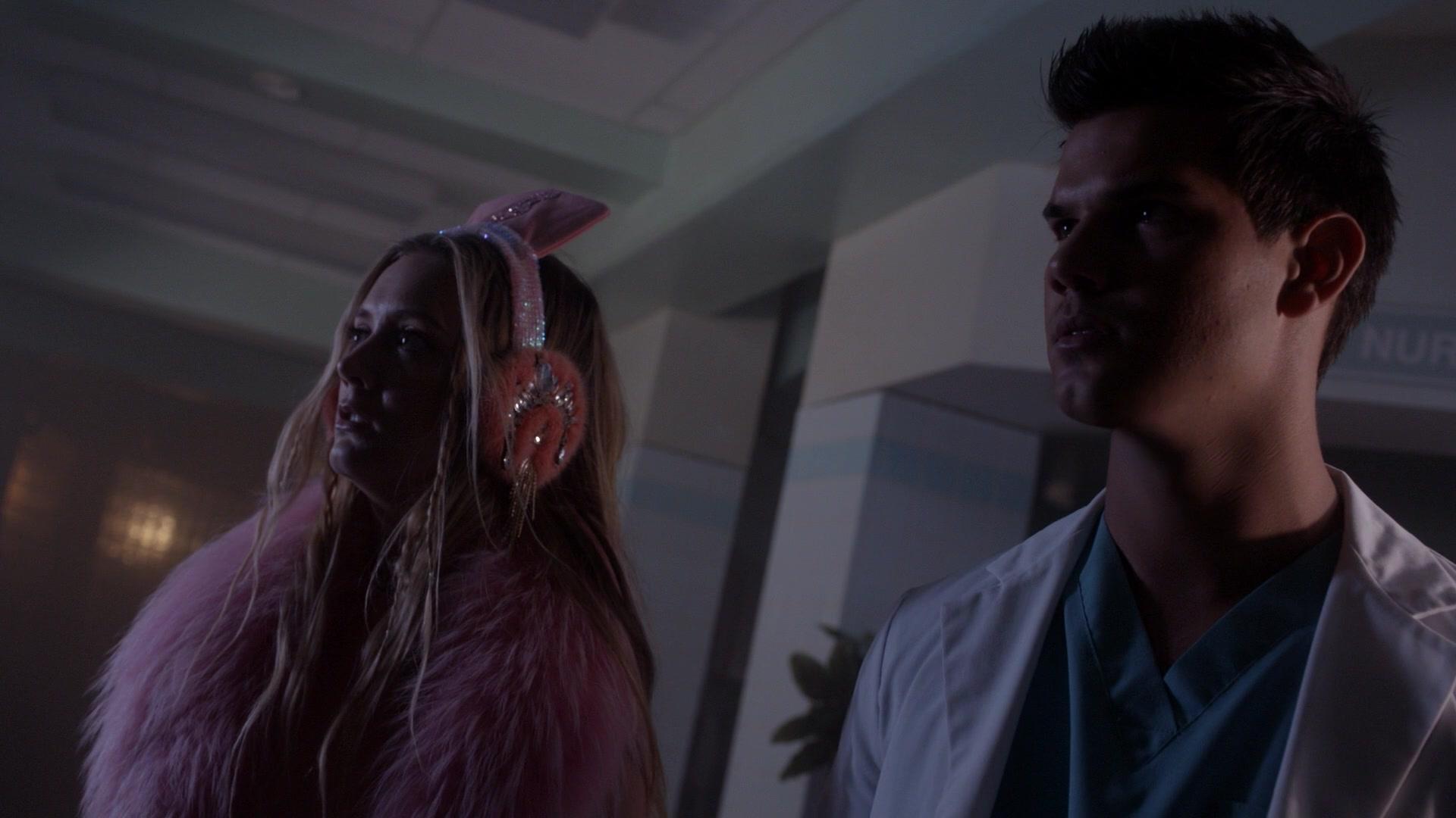 Scream_Queens_2015_S02E02_1080p_003752.jpg