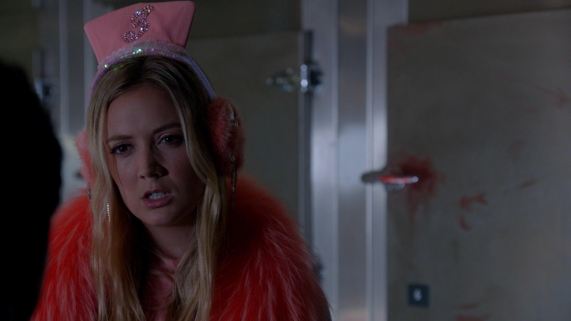 Scream_Queens_2015_S02E03_1080p_002029.jpg