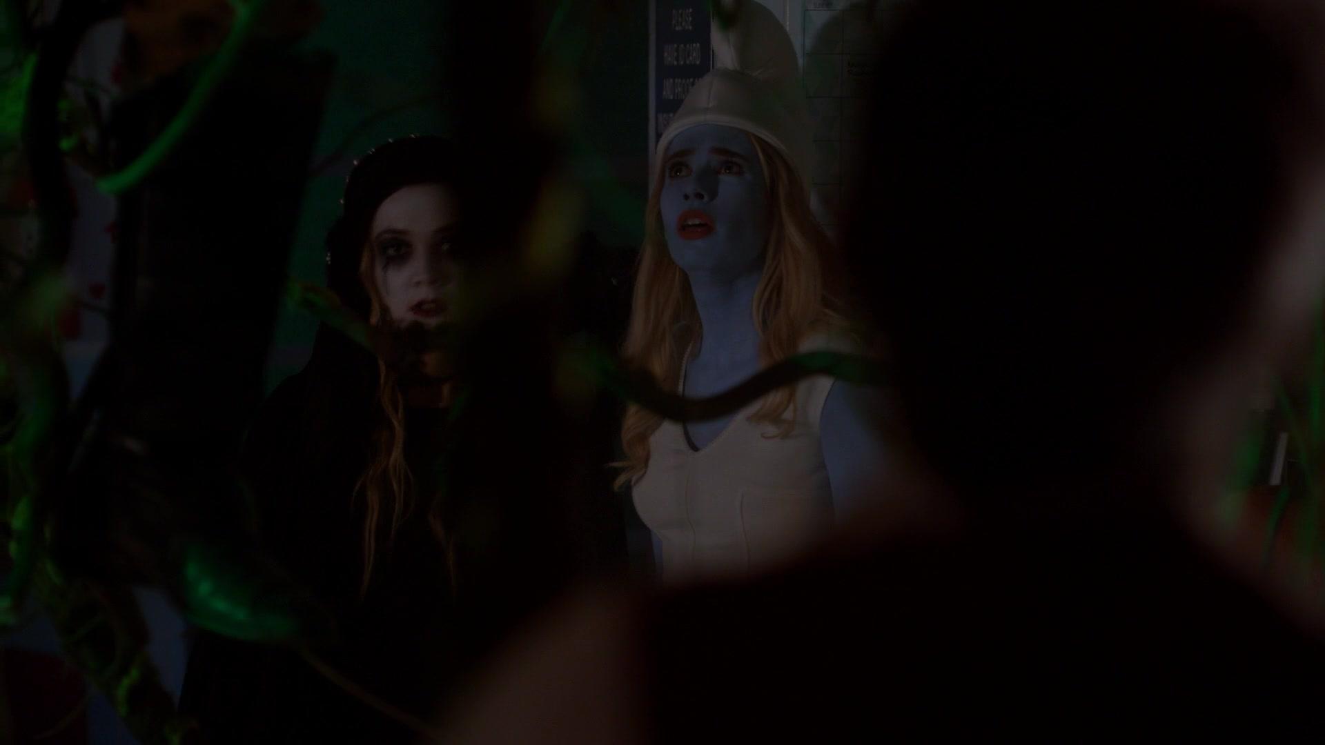 Scream_Queens_2015_S02E05_1080p_000364.jpg