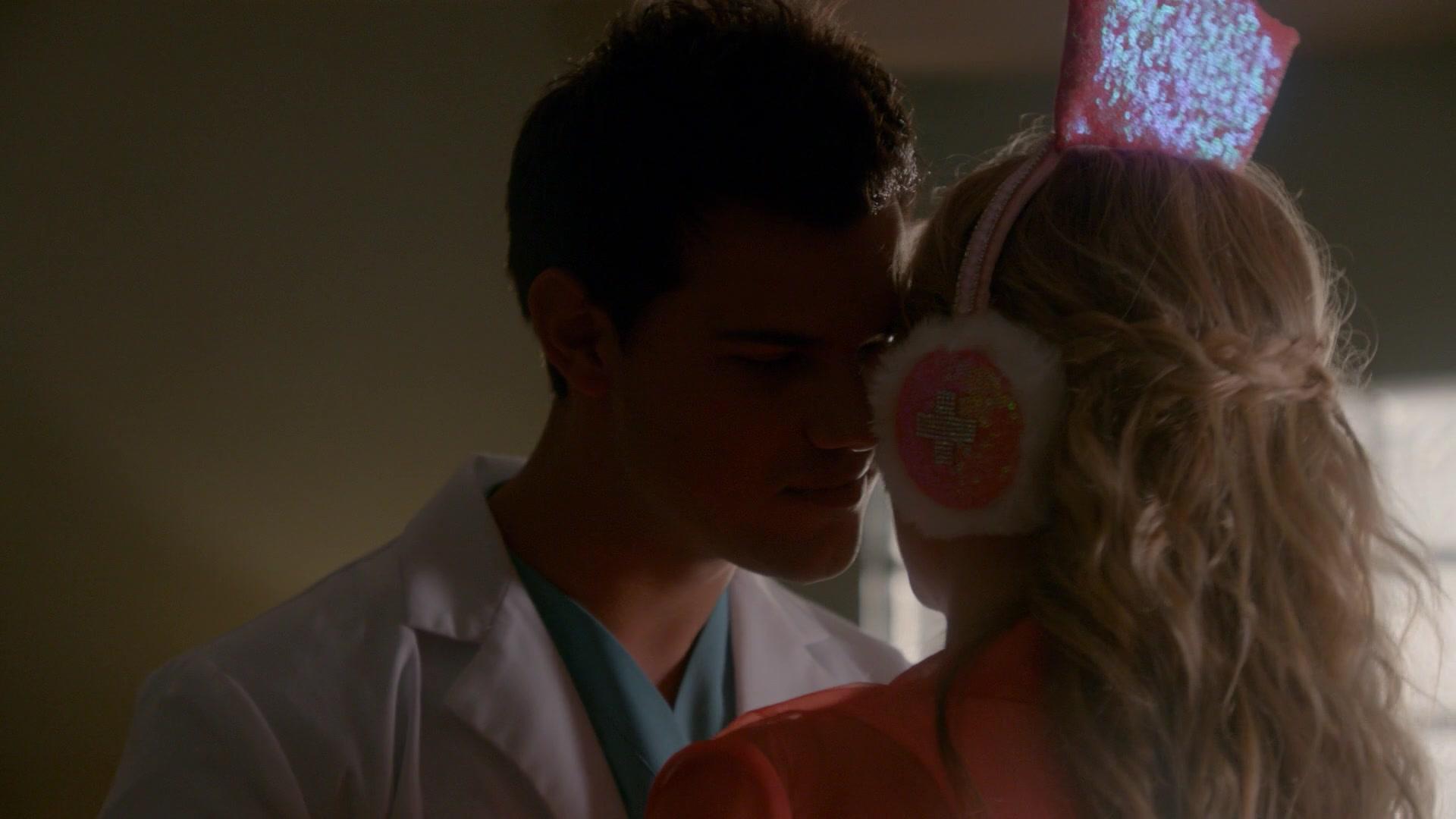 Scream_Queens_2015_S02E07_1080p_001492.jpg Scream_Queens_2015_S02E07_1080p_001492.jpg