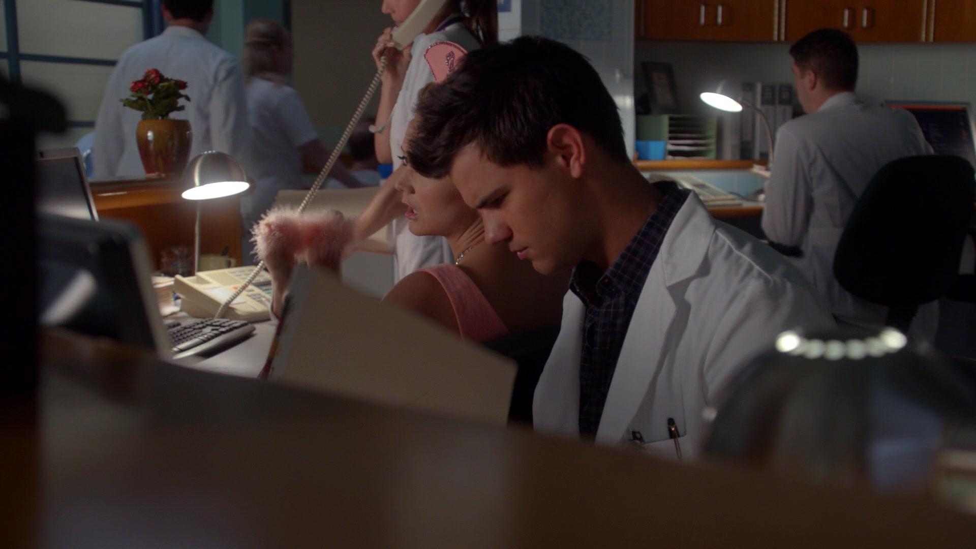 Scream_Queens_2015_S02E07_1080p_003815.jpg Scream_Queens_2015_S02E07_1080p_003815.jpg